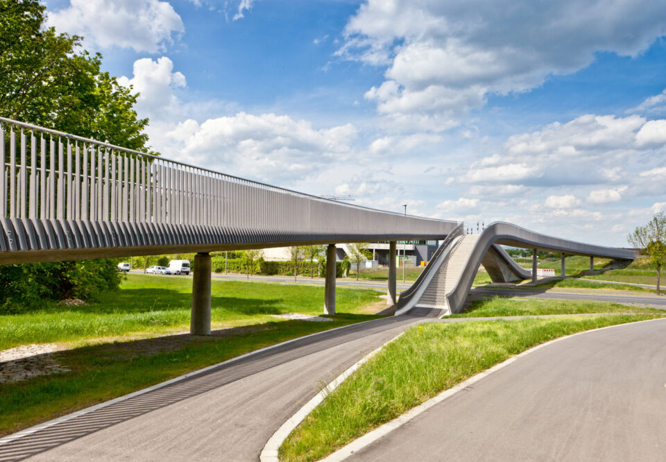 Neubau Fußgänger&shy;brücke Hubland