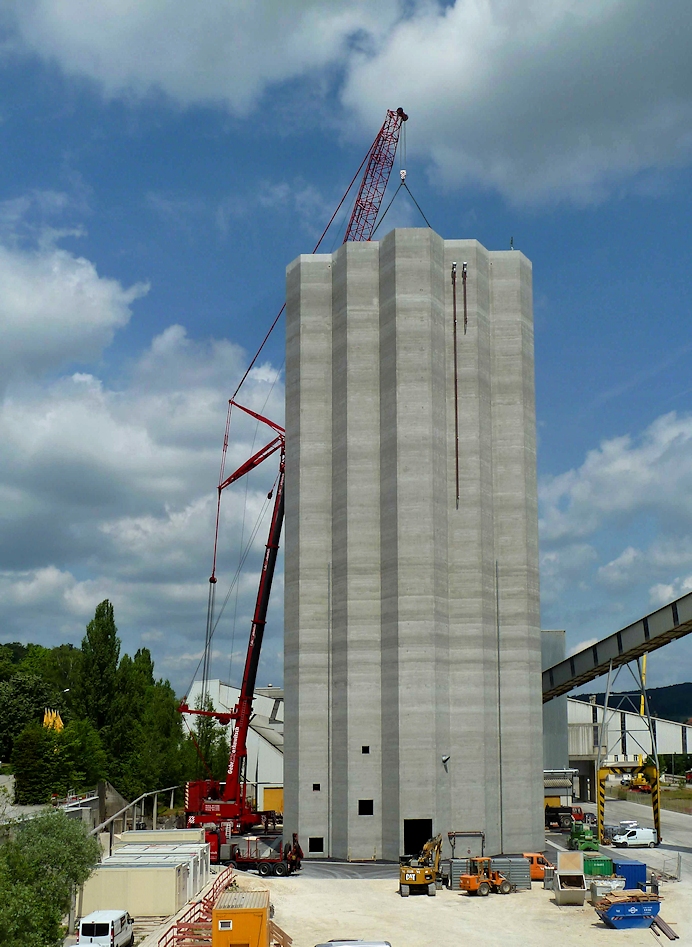 Neubau Zement&shy;silo – Mehr&shy;kammer&shy;silo