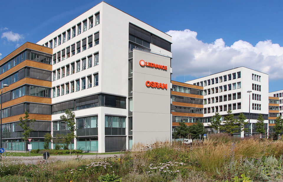 Neubau Büro&shy;gebäude B10, Business Campus München