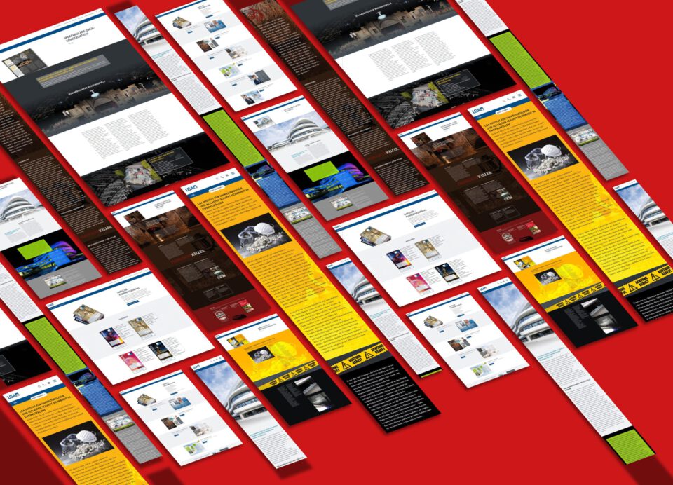 Das Bild zeigt mehrere Webseiten-Layouts, die diagonal auf einem roten Hintergrund angeordnet sind. Die Layouts enthalten unterschiedliche Gestaltungselemente wie Textfelder, Bilder und Navigationsmenüs in verschiedenen Farbschemata. Einige Seiten zeigen Artikel mit Bildern aus dem Bereich Weltraum oder Wissenschaft.